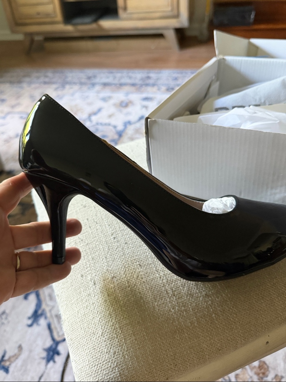 Dream Pairs Black Patent Mid Heel Pumps - Picture 3 of 6
